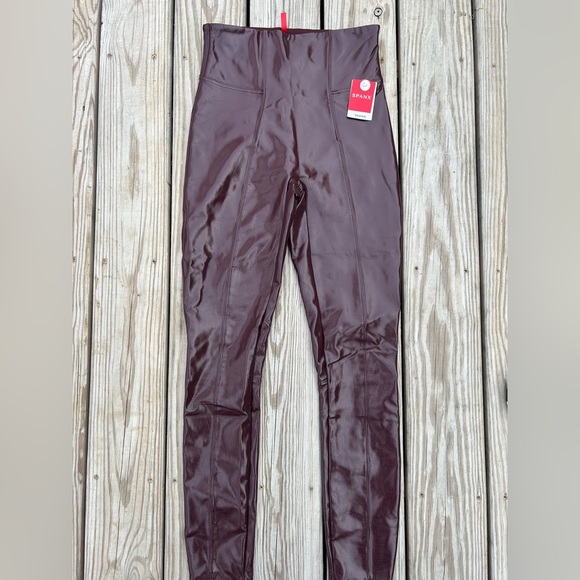 SPANX Pants - NWT SPANX FAUX PATENT LEATHER Leggings Pants Ruby Shine size M TALL Shiny Fun